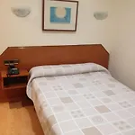Cataluna Гостевой дом Сарагоса