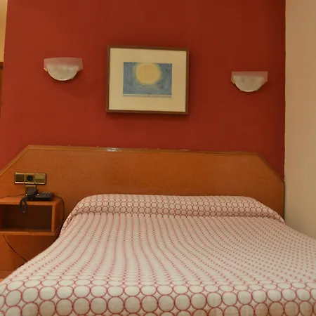 Cataluna 3*