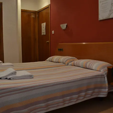 Cataluna Penzion 3*
