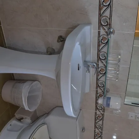 Casa de hóspedes Cataluna 3*