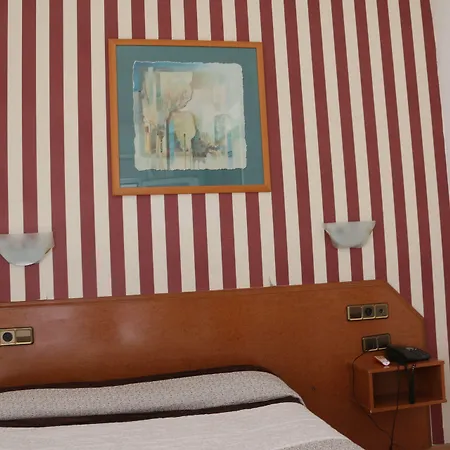 Cataluna Гостевой дом 3*