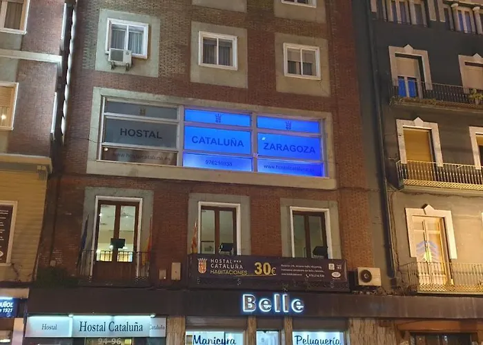 Cataluna بيت ضيافة 3*