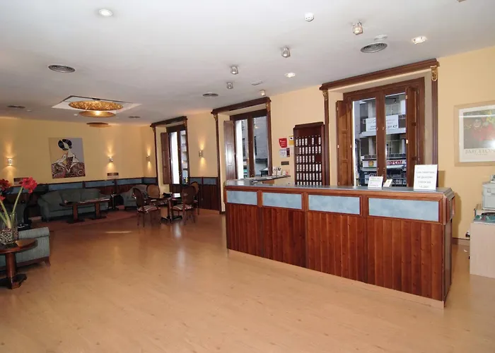 Cataluna بيت ضيافة