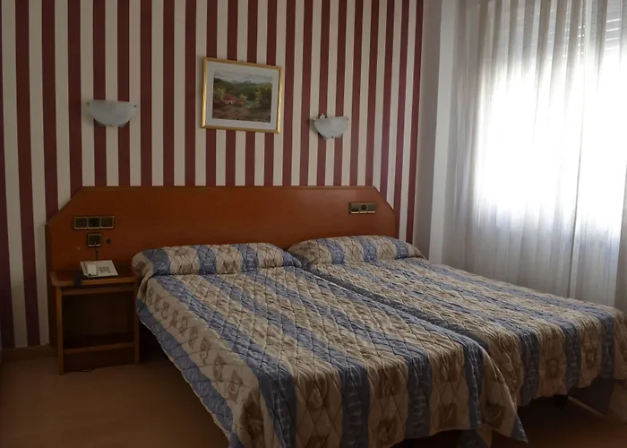 Cataluna بيت ضيافة سرقسطة