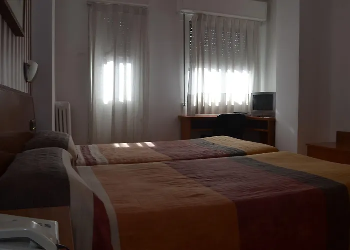 Cataluna بيت ضيافة 3*